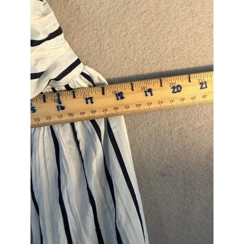 GAP Dress Womens M Blue Stripe Sweetheart Smocked Maxi Strappy Sundress Tiered